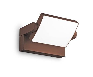 Applique murale marron corten pour éclairer des façades en extérieur : Modèle Swipe Coffee 